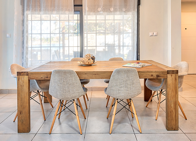 Comedor con vista al mar